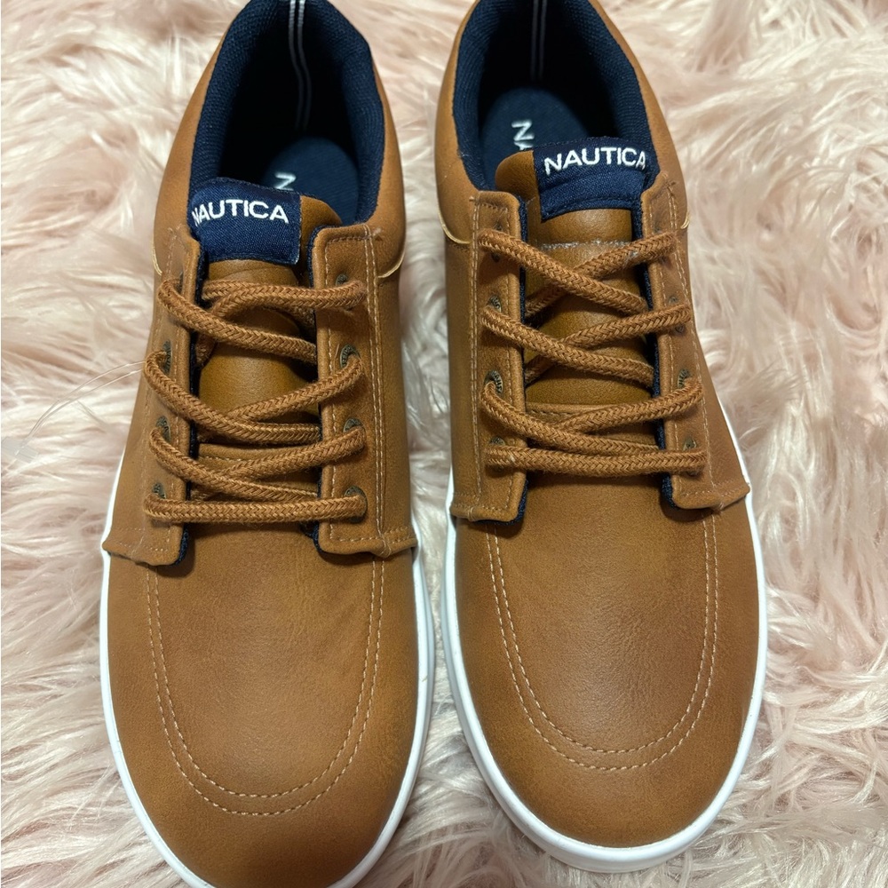 Nautica Boy’s Brown Casual Sneakers - Picture 2 of 4